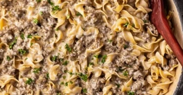 Delicious 30-minute ground beef stroganoff served with noodles